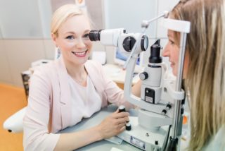 eye lens replacement surgery abroad