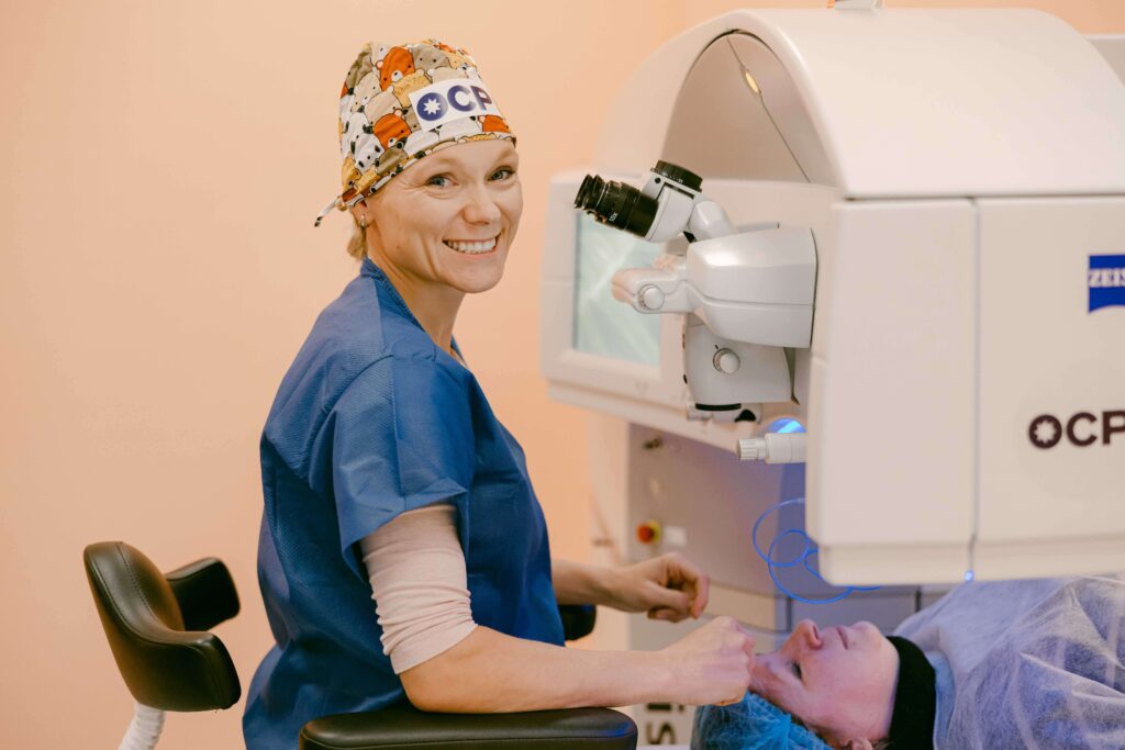 Relex SMILE laser eye surgery abroad in Prague - the best Refractive surgeon in Czechi